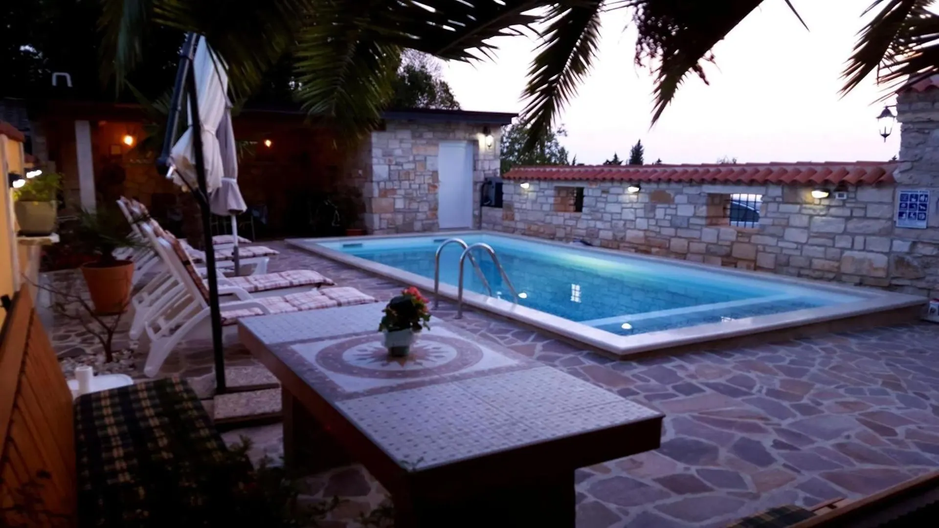 Ferienhaus Mit Beheiztem Pool Und Meerblick Savudrija